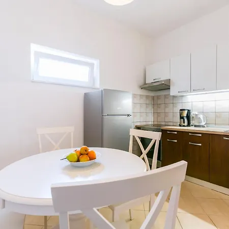 Aleksic - App Novi A3 - Mpolo Apartment *